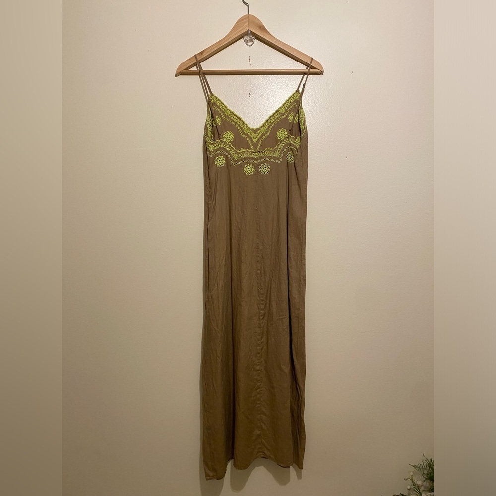 Zara Brown Linen Dress with Yellow Embroidery. Size XS - Picture 5 of 10